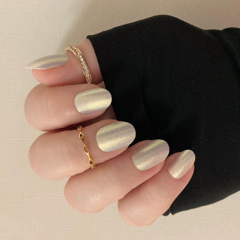 Image of Magic Pale Silver Luxury Nail Wraps (Color Shift)