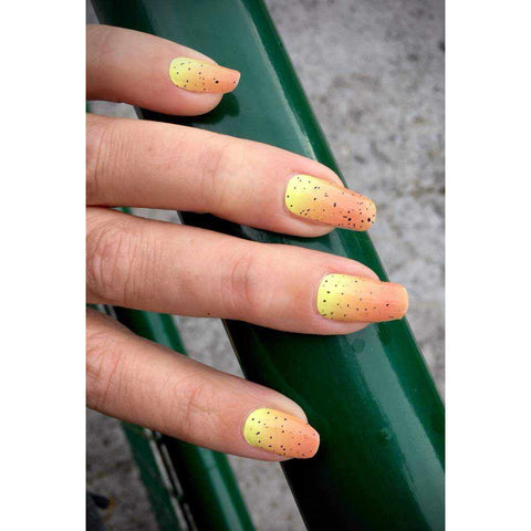 Peppered Citrus Nail Wraps