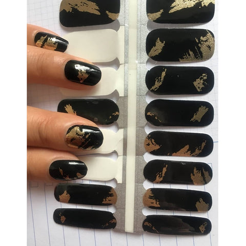 Image of Gold Flashes Nail Wraps