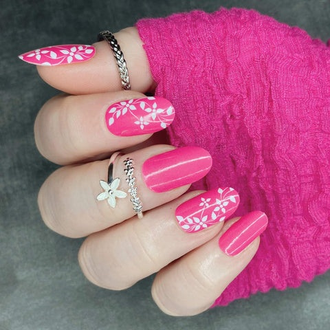 Image of Pink Pinwheels Nail Wraps