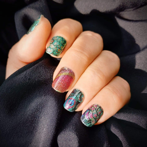 Image of Glimpse of Peacock Nail Wraps