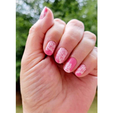 Image of Coming Up Roses Nail Wraps