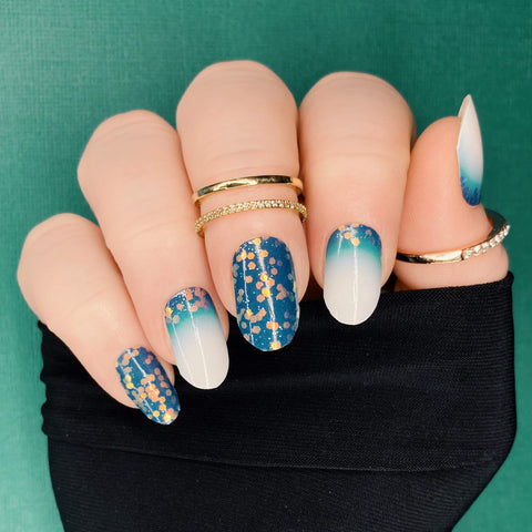 Image of Encased in Teal Nail Wraps