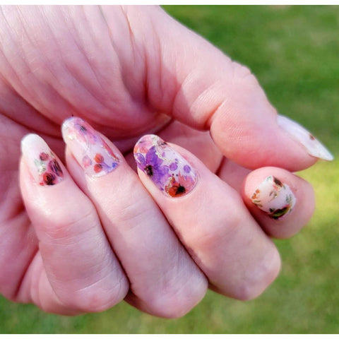 Image of Luxury Pressed Flowers Nail Wraps