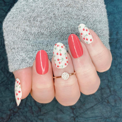 Image of Shirley Temple Nail Wraps